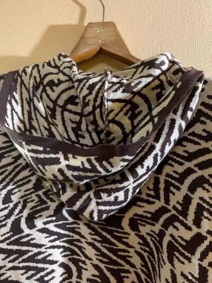 เสื้อคลุมไหมพรม อก 40 นิ้วมือสอฃ มีหมวก รูปที่ 4