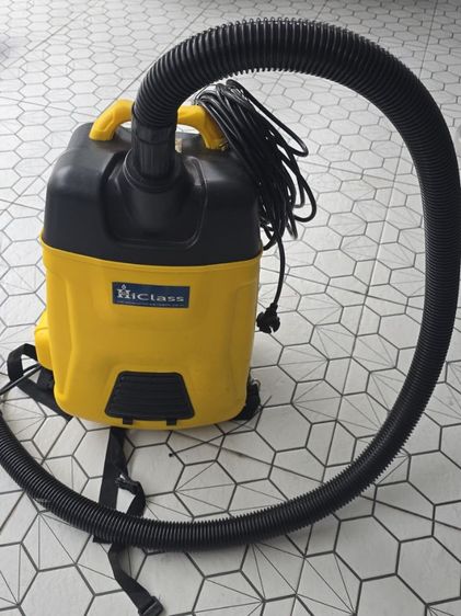 เครื่องดูดฝุ่นแบบสะพายหลัง