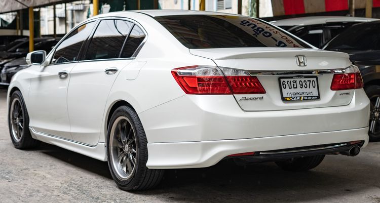 Honda Accord 2014 2.0 EL i-VTEC Sedan เบนซิน ไม่ติดแก๊ส เกียร์อัตโนมัติ ขาว รูปที่ 3