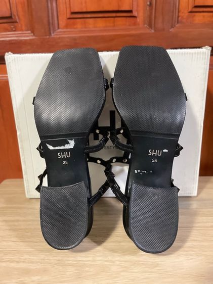 รองเท้าส้นสูง รูปที่ 3