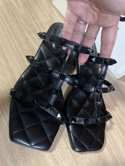 รองเท้าส้นสูง รูปที่ 4