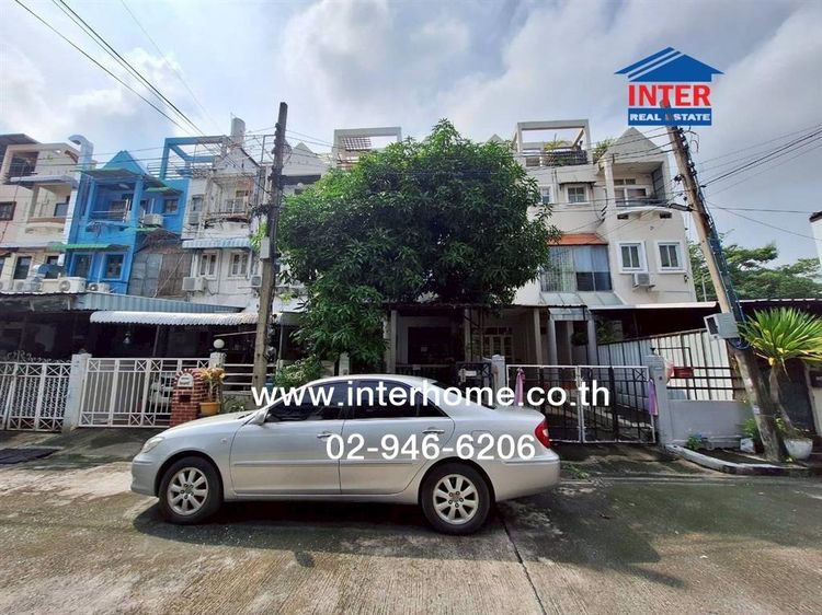 ทาวน์โฮม 3 ชั้น 22.8 ตร.ว. หมู่บ้านลาซาลเพลส ซอยลาซาล24 ถนนสุขุมวิท ถนนศรีนครินทร์ เขตพระโขนง กรุงเทพมหานคร
