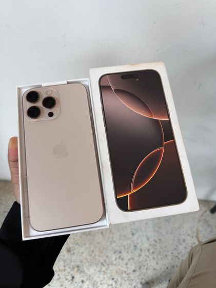 iPhone 16 pro max 256 gb desert titanium ประกัน มีนา 69