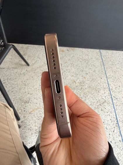 iPhone 16 pro max 256 gb desert titanium ประกัน มีนา 69 รูปที่ 6
