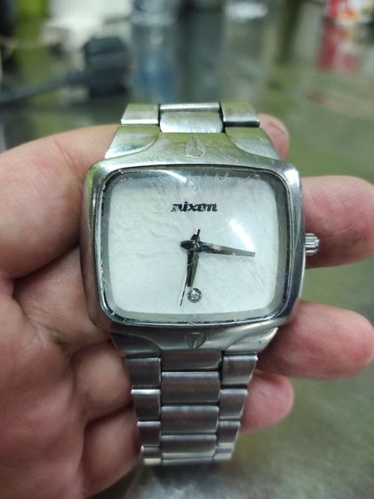 NIXON THE PLAYER มีริ้วรอย 