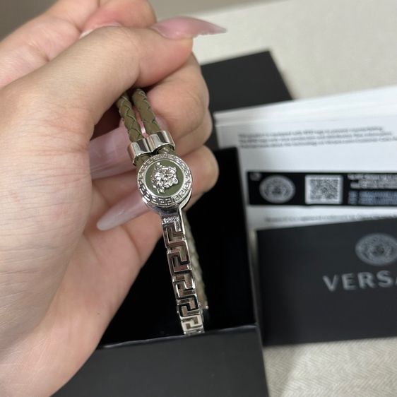 กำไล Versace La Medusa Leather Bracelet รูปที่ 2