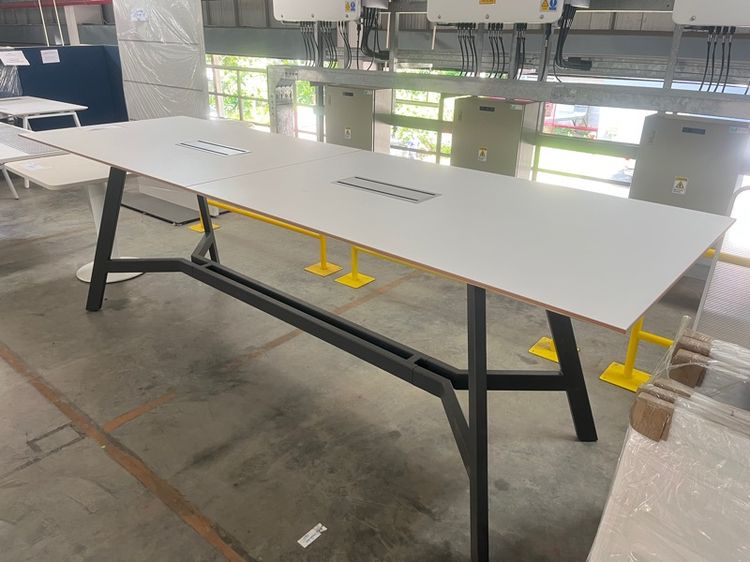 Modern High Bench Table with metal frame รูปที่ 2