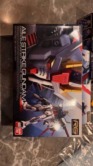 gundam rg ของแท้หิ้วมาเองจากญี่ปุ่น ยังไม่ประกอบ  รูปที่ 3