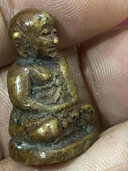 พระรูปหล่อหลวงพ่อเงินพิมพ์นิยมเนื้อทองผสมเก่าๆ รูปที่ 5