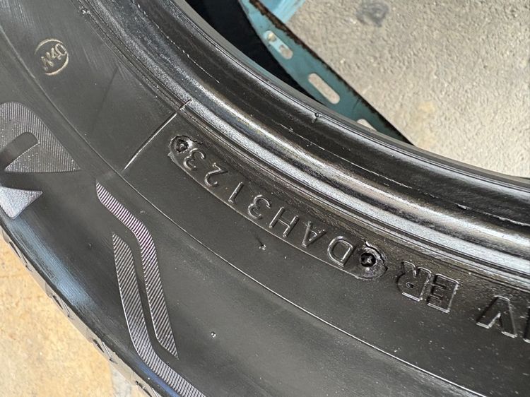 ยางBRIDGSTONE215-60-17 ปี23 ปีแท้  รูปที่ 9