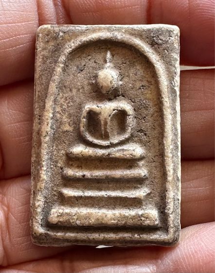 🙏พระสมเด็จพิมพ์เกศบัวตูม🙏พระสมเด็จพิมพ์ใหญ่ เก่า เนื้อแก่ผงน้ำมันมีมวลสาร🙏พระสมเด็จพิมพ์ฐานแซม🙏ชิ้นส่วนพระสมเด็จ องค์ละ1250