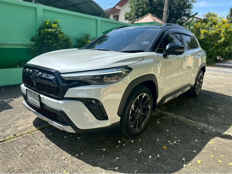 Toyota Corolla Cross 2022 1.8 Hybrid Premium Safety GR Sport Utility-car ไฮบริด ไม่ติดแก๊ส เกียร์อัตโนมัติ ขาว รูปที่ 3