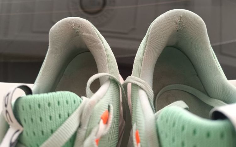 ขาย On Cloudsurfer สภาพสวย ของแท้ size 40-255cm รูปที่ 7