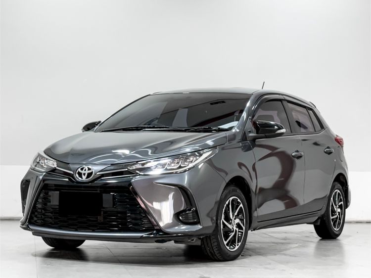 รถ Toyota Yaris ATIV 1.2 Sport สี เทา
