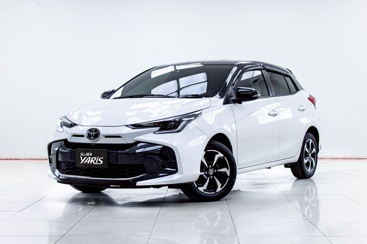 Toyota Yaris 2023 1.2 Premium Sedan เบนซิน ไม่ติดแก๊ส เกียร์อัตโนมัติ ขาว