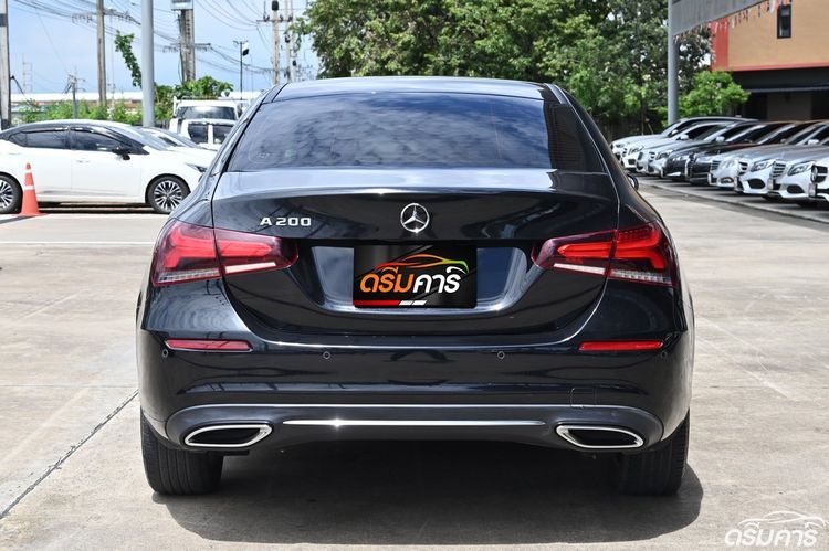 Mercedes-Benz A-Class 2021 A200 Sedan เบนซิน ไม่ติดแก๊ส เกียร์อัตโนมัติ ดำ รูปที่ 4