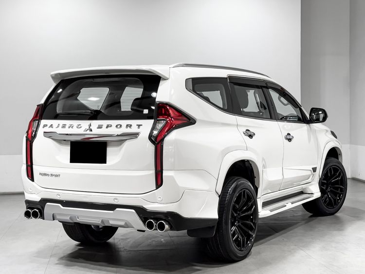 Mitsubishi Pajero Sport 2016 2.4 GT Utility-car ดีเซล เกียร์อัตโนมัติ ขาว รูปที่ 4