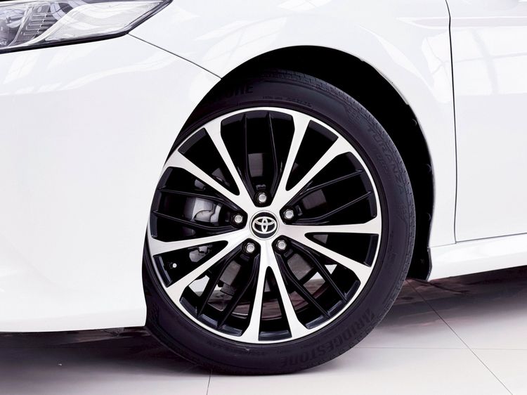 Toyota Camry 2019 2.0 G Sedan เบนซิน ไม่ติดแก๊ส เกียร์อัตโนมัติ ขาว รูปที่ 4