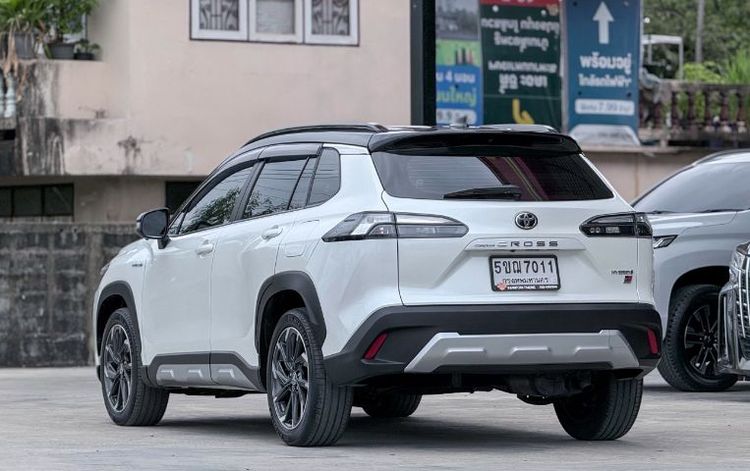 Toyota Corolla Cross 2023 1.8 Hybrid Premium Safety GR Sport ไฮบริด เกียร์อัตโนมัติ ขาว รูปที่ 4