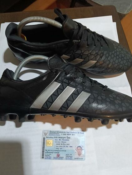 รองเท้าฟุตบอล รูปที่ 3