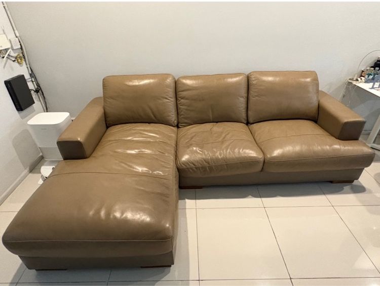 3 ที่นั่ง ขายโซฟาหนังแท้ตัว L ของ Jas sofa รุ่น Prado สีน้ำตาล Olive