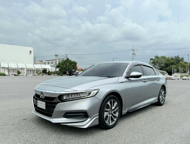รถ Honda Accord 1.5 Turbo EL สี เทา