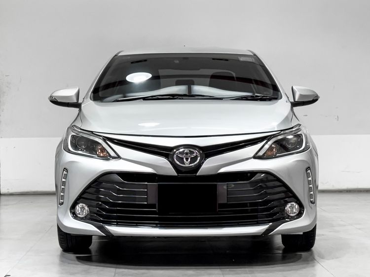 Toyota Vios 2021 1.5 Mid Sedan เบนซิน เกียร์อัตโนมัติ บรอนซ์เงิน รูปที่ 2