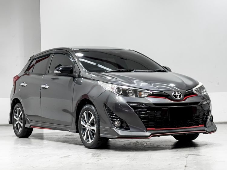 Toyota Yaris 2020 1.2 High Sedan เบนซิน เกียร์อัตโนมัติ เทา รูปที่ 3