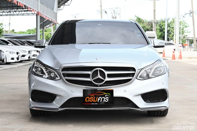 Mercedes-Benz E-Class 2015 E300 Sedan ไฮบริด ไม่ติดแก๊ส เกียร์อัตโนมัติ บรอนซ์เงิน รูปที่ 2