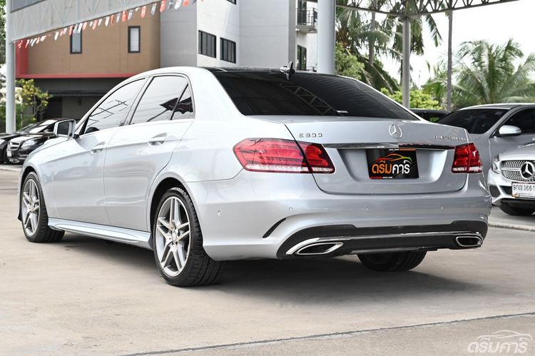 Mercedes-Benz E-Class 2015 E300 Sedan ไฮบริด ไม่ติดแก๊ส เกียร์อัตโนมัติ บรอนซ์เงิน รูปที่ 3