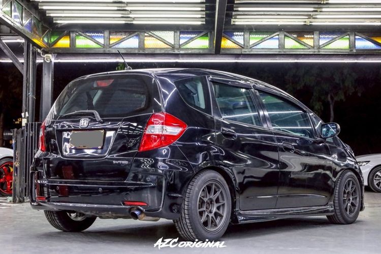 Honda Jazz 2010 1.5 S i-VTEC Sedan เบนซิน ไม่ติดแก๊ส เกียร์อัตโนมัติ ดำ รูปที่ 3