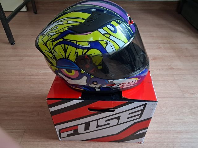 หมวกกันน็อค รูปที่ 6