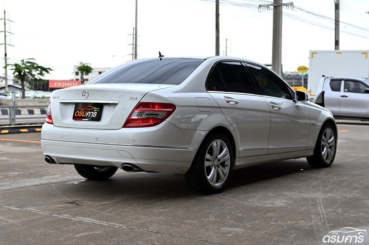 Mercedes-Benz C-Class 2010 C230 Sedan เบนซิน ไม่ติดแก๊ส เกียร์อัตโนมัติ ขาว รูปที่ 3