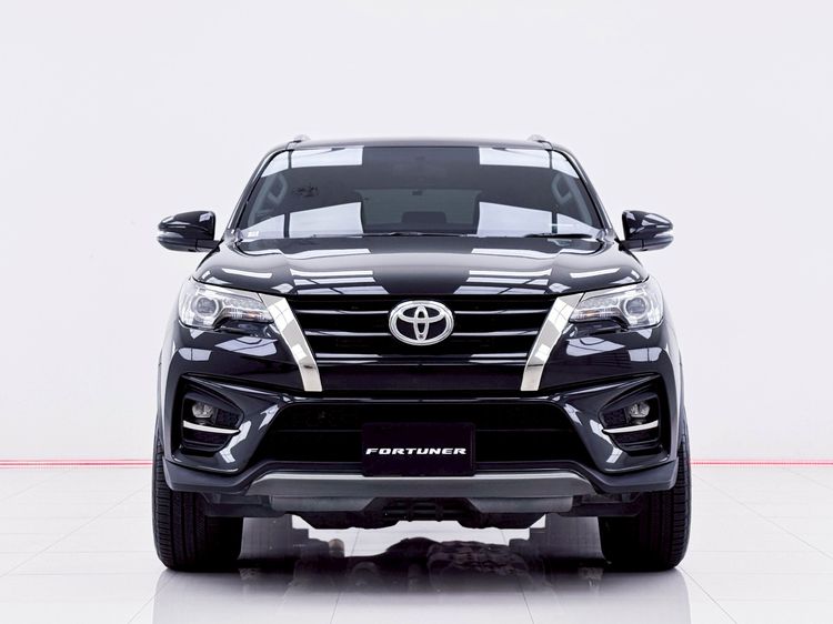 Toyota Fortuner 2019 2.8 TRD Sportivo Utility-car ดีเซล ไม่ติดแก๊ส เกียร์อัตโนมัติ ดำ รูปที่ 3