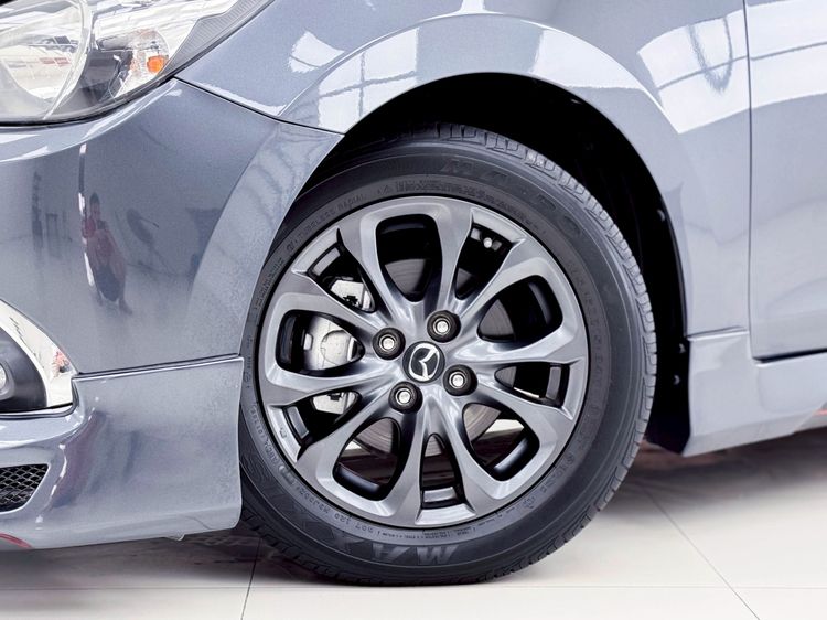 Mazda Mazda 2 2018 1.3 High Connect Sedan เบนซิน ไม่ติดแก๊ส เกียร์อัตโนมัติ เทา รูปที่ 4