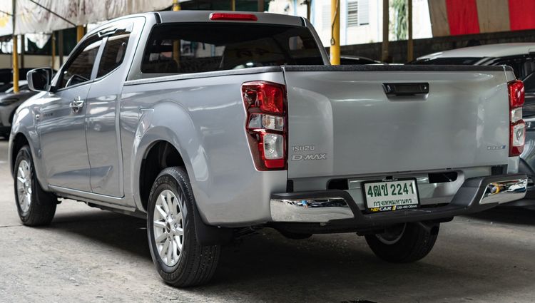 Isuzu D-MAX 2023 1.9 S Pickup ดีเซล ไม่ติดแก๊ส เกียร์ธรรมดา เทา รูปที่ 3