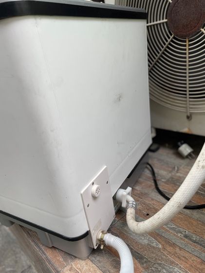 เครื่องล้างจานหรือล้างขวดนมตั้งโต๊ะอัตโนมัติ สำหรับอบแห้งและฆ่าเชื้อ   รูปที่ 4