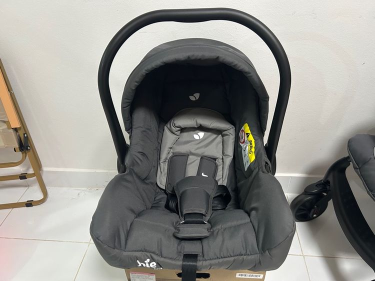 กระเช้าคาร์ซีทเด็ก joie