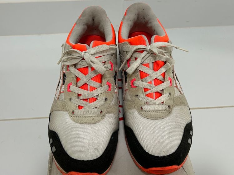 รองเท้าผ้าใบ asics รูปที่ 8