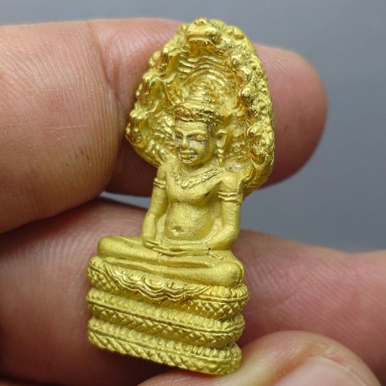 พระนาคปรก หลวงพ่อศิลา รุ่นมรดกโลก เนื้อกะหลั่ยทอง พิมพ์ใหญ่ พุทธาภิเษก วัดบวรนิเวศวิหาร โดย สมเด็จพระสังฆราช ญสส เป็นประธานในพิธี ออกวัด รูปที่ 6