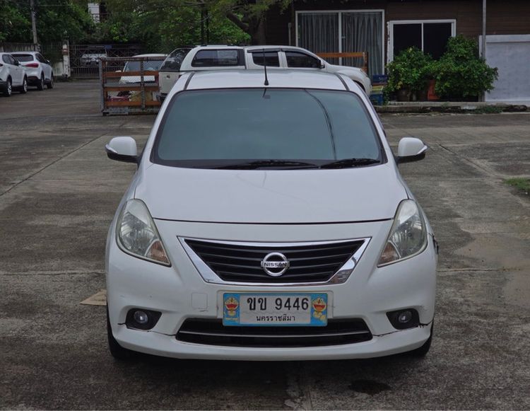 รถ Nissan Almera 1.2 E Sportech สี ขาว