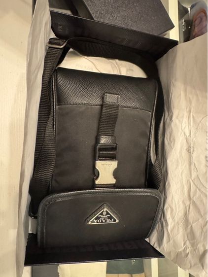 กระเป๋าสะพาย PRADA มือ 2 ของแท้  รูปที่ 3