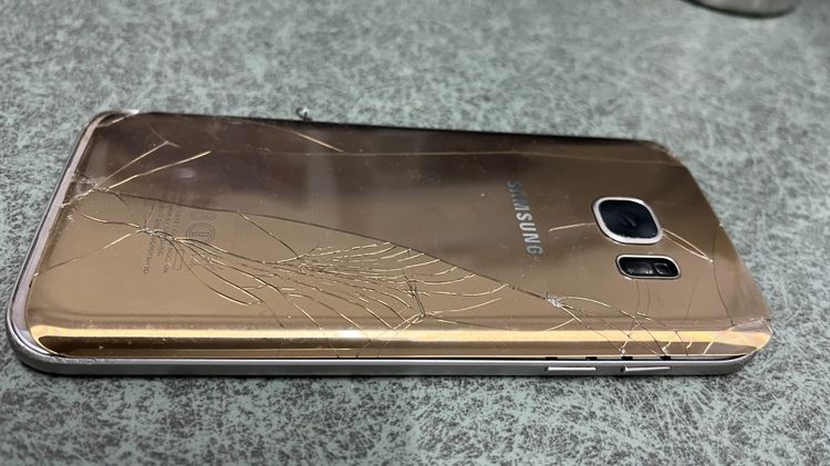 ขาย samsung s7 ไปทำอะไหล่ เปิดติด ใช้งานลื่น ทุกฟังชั่น หน้าจอแตกร้าว ทัชใช้งานได้ ไม่ติด จีเมล ฝาหลังเทียบ ร้าว หลุด รูปที่ 6
