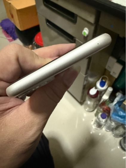 Iphone 11  128gb สีขาว สภาพดีมาก อปก ครบกล่อง รูปที่ 11