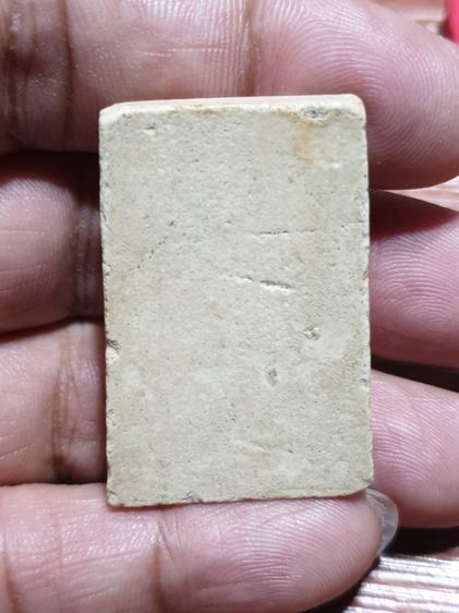 พระสมเด็จ เนื้อเก่าหนึบนุ่ม ไม่ทราบวัดและปีที่ออก สวยตามภาพเลย รูปที่ 4