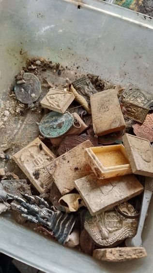 พระเก่าพระเหมาติดมาจากบ้านคนแก่ยกคู่ไม่แยกไม่ถ่ายเพิ่ม รูปที่ 3