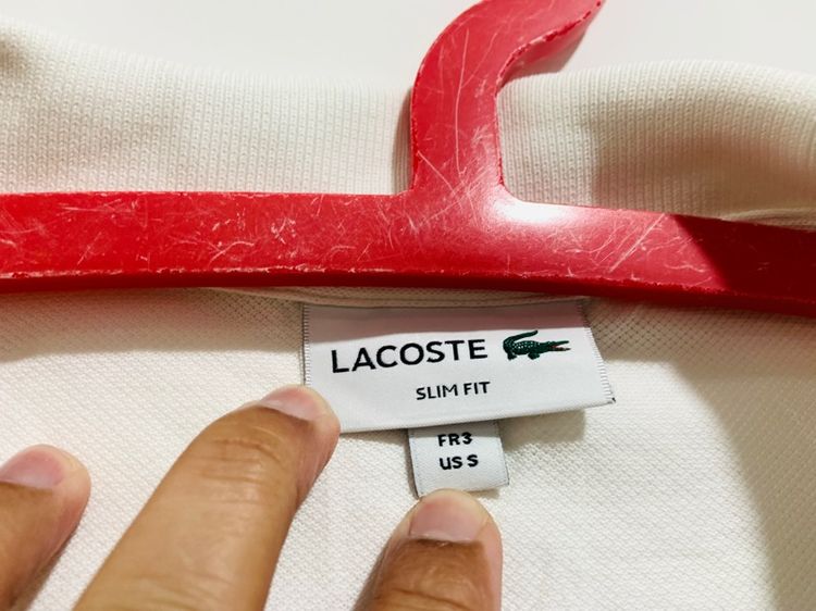 เสื้อโปโล LACOSTE slim fit แท้ 💯 size 3 ขนาด อก 19 ยาว 27 นิ้ว สภาพดีมาก ทรงสวย เนื้อผ้ายืดหนุ่นดีมาก หายากน่าสะสมครับ รูปที่ 4
