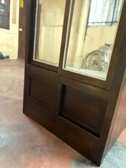 ตู้โชว์หุ่นเข้ามุมไม้สักวินเทจ  รูปที่ 8