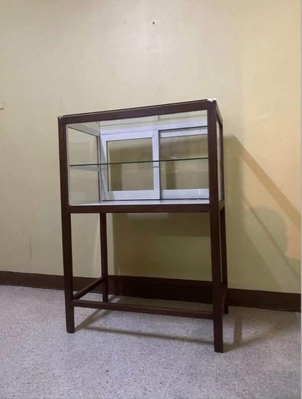 ตู้โชว์ห่วย ล็อตตารี่ เก่า