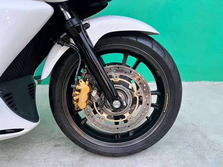 Honda DN-01 ฉลามบก สีขาวมุก เครื่องยนต์680cc. V-Twinหัวฉีด รูปที่ 7